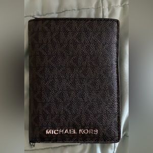 Michael Kors Fold Wallet
